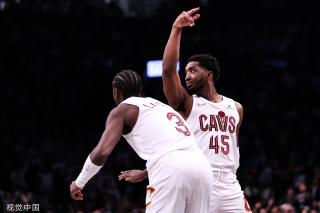 随着艺术般 随着艺术般