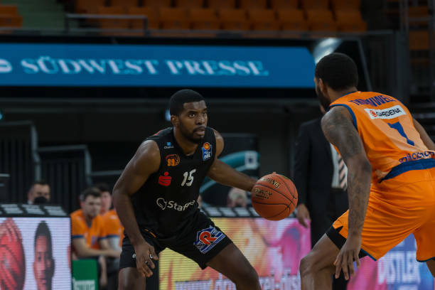 中国选手就 中国选手就